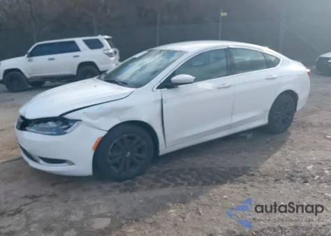 2016 Chrysler 200 Limited z USA, uszkodzony, nr VIN 1C3CCCAB1GN144342